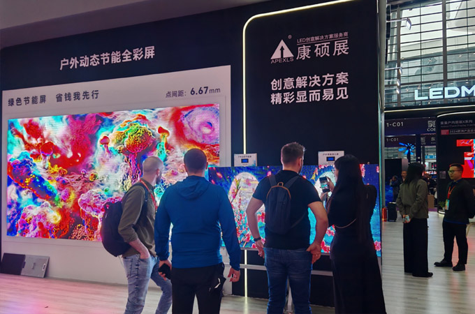 LED CHINA 2025圓滿(mǎn)落幕 | 雷曼康碩展顯示應(yīng)用場(chǎng)景體驗(yàn)人氣火爆