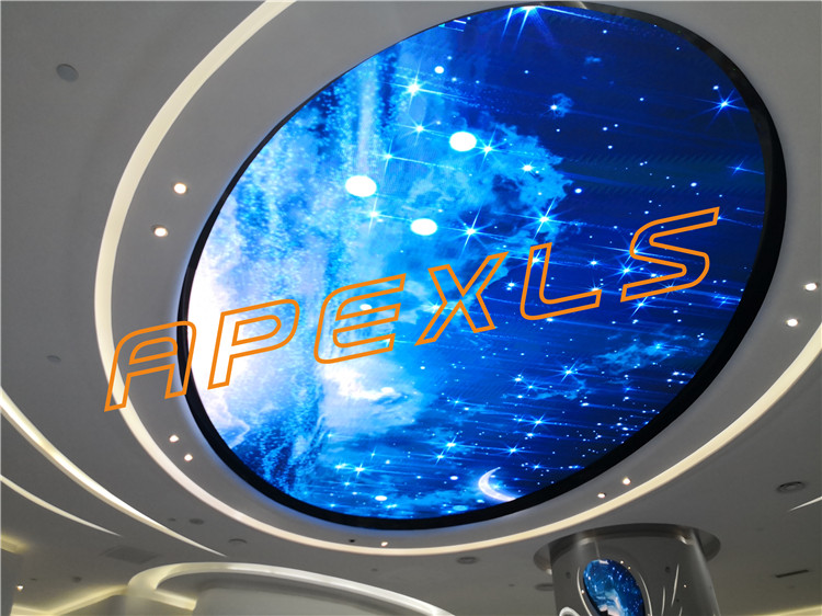 深圳發(fā)展中心大廈P3MM天花屏戶內(nèi)全彩LED圓形顯示屏